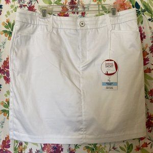 INTRO Love The Fit White Skort NWT Sz 12